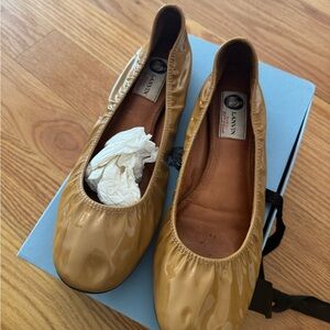 Lanvin flats